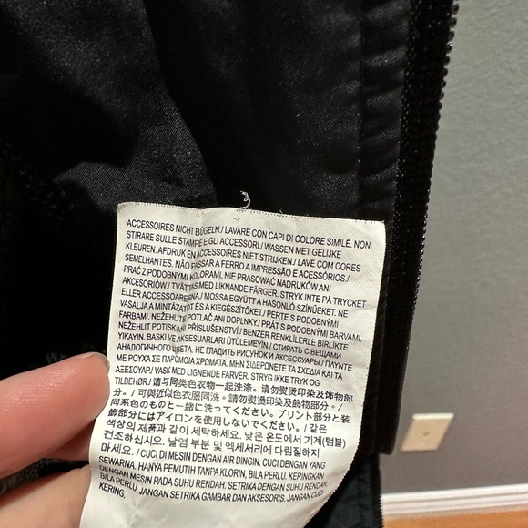 Vans Black Hoodie with White Logo Girls Juniors. Skater - Picture 9 of 11